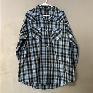 Long sleeve pearl snap shirt